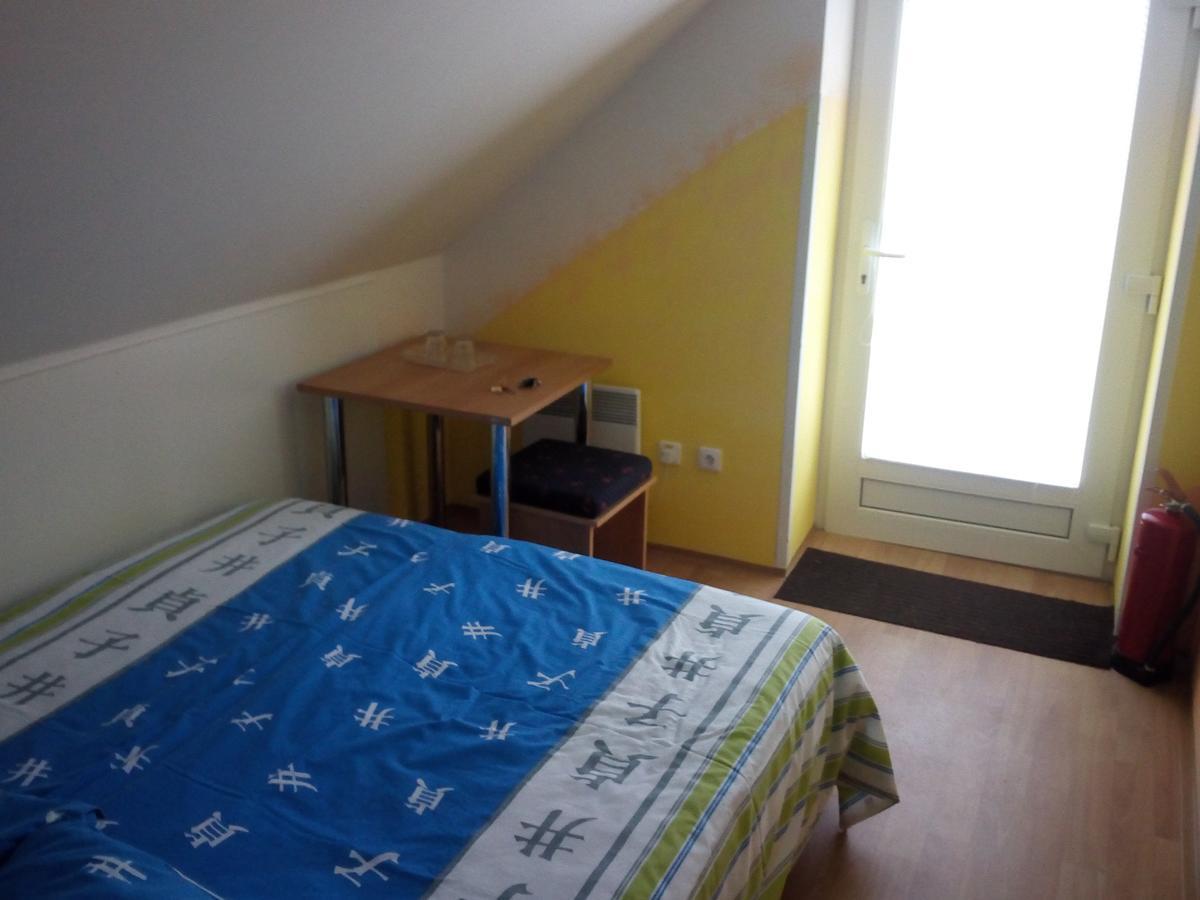 Havranuv Dum Suchohrdly Hostel ภายนอก รูปภาพ