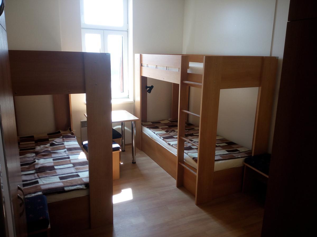 Havranuv Dum Suchohrdly Hostel ภายนอก รูปภาพ